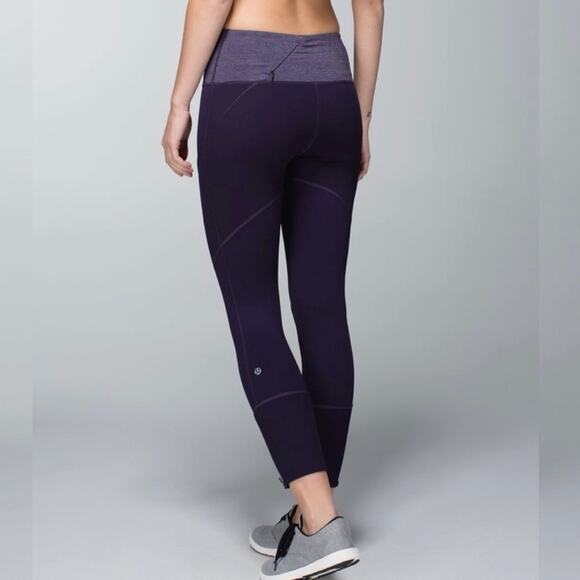 LULULEMON Rebel Runner Crop Legging Grape Stripe Zipper Athleisure NWT Size 2 - Picture 2 of 16